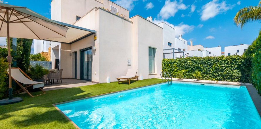 Villa Ciudad Quesada, Alicante, Spanien 3 sovrum, 120 kvm. Nr. 131810