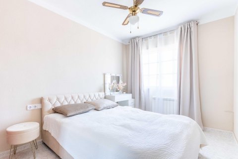 Villa for sale Punta Prima, Alicante, Spain 3 bedrooms, 182 sq.m. No. 131812 - photo 23