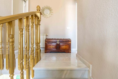Villa for sale Punta Prima, Alicante, Spain 3 bedrooms, 182 sq.m. No. 131812 - photo 21
