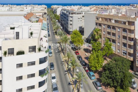 Dzīvoklis pārdošanā Torrevieja, Alicante, Spānijā 2 istabas, 81 m2 Nr. 121137 - attēls 15