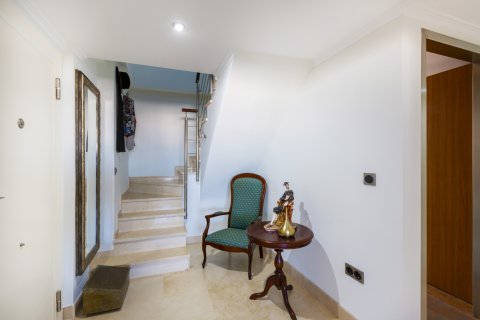 Продажа квартиры в Валенсия, Испания 4 спальни, 231м2 №124546 - фото 17