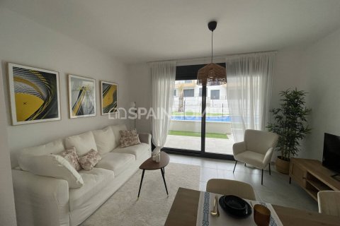 Продажа квартиры в Ориуэла, Аликанте, Испания 2 спальни, 64м2 №124505 - фото 26