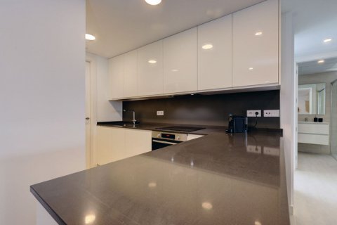 Apartment for sale Estepona, Malaga, Spain 2 bedrooms, 93 sq.m. No. 127418 - photo 18