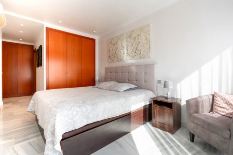 Duplex for sale Benahavis, Malaga, Spain 2 bedrooms, 99 sq.m. No. 127417 - photo 25