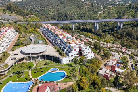 Duplex for sale Benahavis, Malaga, Spain 2 bedrooms, 99 sq.m. No. 127417 - photo 4