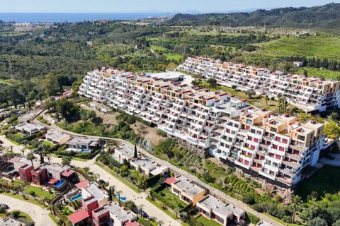 Duplex for sale Benahavis, Malaga, Spain 2 bedrooms, 99 sq.m. No. 127417 - photo 2