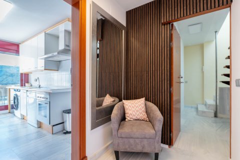 Duplex for sale Benahavis, Malaga, Spain 2 bedrooms, 99 sq.m. No. 127417 - photo 30