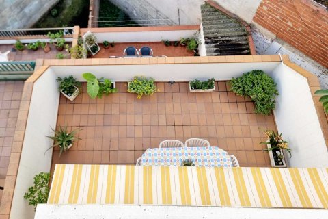 Продажа дома Льорет-де-Мар, Герона, Испания 6 спален, 214м2 №130251 - фото 3