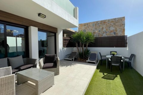 Villa for sale Cabo Roig, Alicante, Spain 3 bedrooms, 110 sq.m. No. 125187 - photo 11
