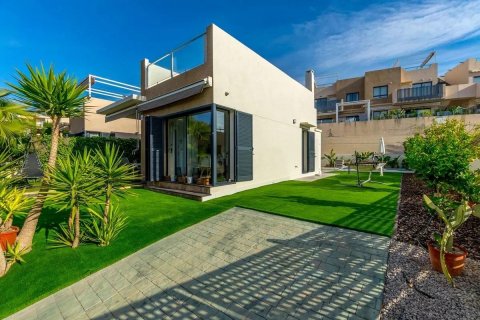 Villa en venta La Zenia, Alicante, España 3 dormitorios, 82 m2 No. 125568 - foto 18