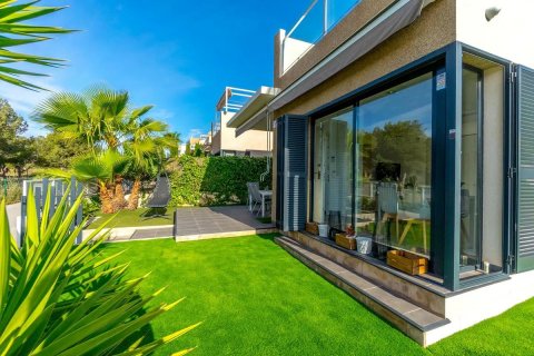 Villa en venta La Zenia, Alicante, España 3 dormitorios, 82 m2 No. 125568 - foto 19