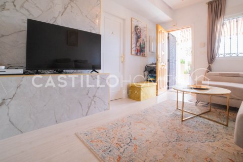 Bungalow for sale Punta Prima, Alicante, Spain 2 bedrooms, 56 sq.m. No. 131611 - photo 14