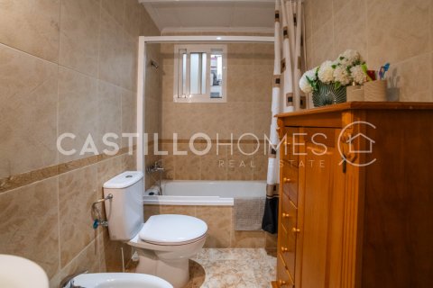 Bungalow for sale Punta Prima, Alicante, Spain 2 bedrooms, 56 sq.m. No. 131611 - photo 18