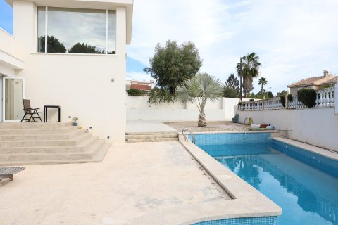 Villa in vendita Ciudad Quesada, Alicante, Spagna 5 camere da letto, 158 mq. N° 131602 - foto 3