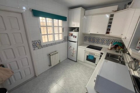 Villa in vendita Punta Prima, Alicante, Spagna 4 camere da letto, 150 mq. N° 131610 - foto 14