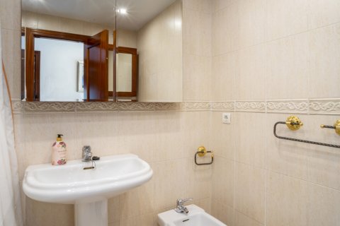 Продажа квартиры в Эстепона, Малага, Испания 3 спальни, 142.4м2 №121635 - фото 29