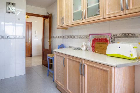Продажа квартиры в Эстепона, Малага, Испания 3 спальни, 142.4м2 №121635 - фото 22