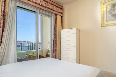 Продажа квартиры в Эстепона, Малага, Испания 3 спальни, 142.4м2 №121635 - фото 5