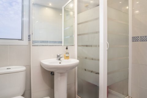 Продажа квартиры в Эстепона, Малага, Испания 3 спальни, 142.4м2 №121635 - фото 30
