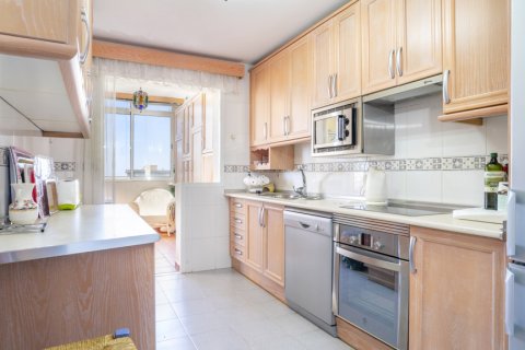 Продажа квартиры в Эстепона, Малага, Испания 3 спальни, 142.4м2 №121635 - фото 21