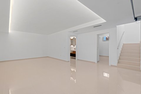 Продажа виллы в Сьюдад Кесада, Аликанте, Испания 4 спальни, 396м2 №123633 - фото 11
