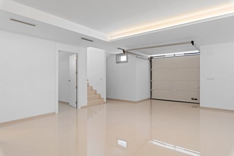 Продажа виллы в Сьюдад Кесада, Аликанте, Испания 4 спальни, 396м2 №123633 - фото 12