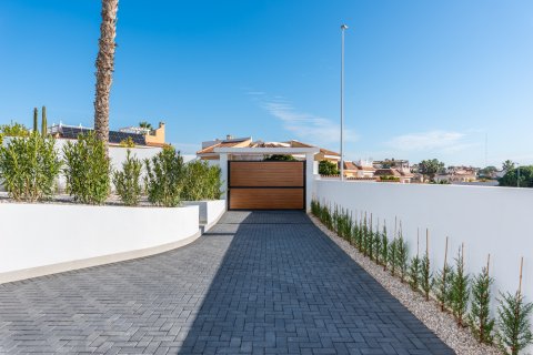 Продажа виллы в Сьюдад Кесада, Аликанте, Испания 4 спальни, 396м2 №123633 - фото 19