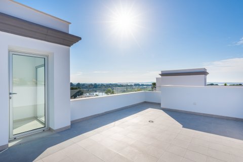 Продажа виллы в Сьюдад Кесада, Аликанте, Испания 4 спальни, 396м2 №123633 - фото 21