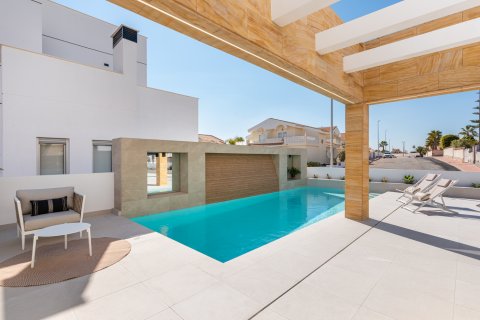 Продажа виллы в Сьюдад Кесада, Аликанте, Испания 4 спальни, 396м2 №123633 - фото 27