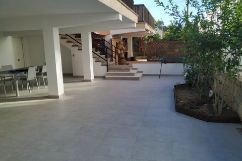Villa en alquiler Platja De Muro, Mallorca, España 3 dormitorios, 150 m2 No. 130968 - foto 1