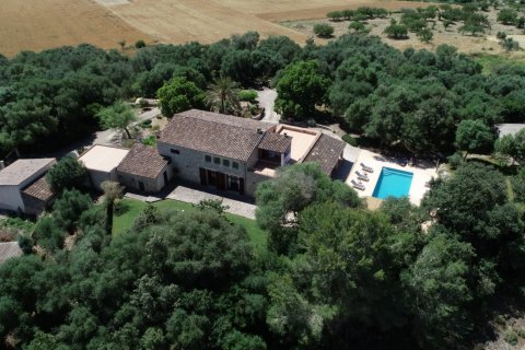 Finca for rent Porreres, Mallorca, Spain 5 bedrooms, 420 sq.m. No. 130970 - photo 4
