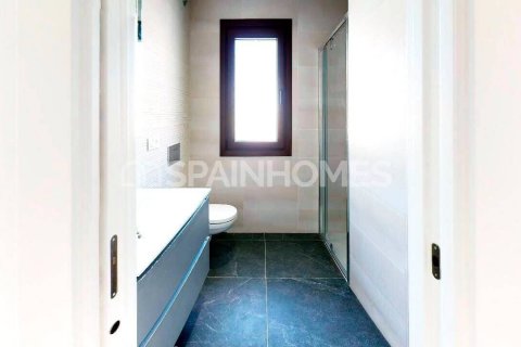 Продажа квартиры в Финестрат, Аликанте, Испания 2 спальни, 80м2 №122210 - фото 15