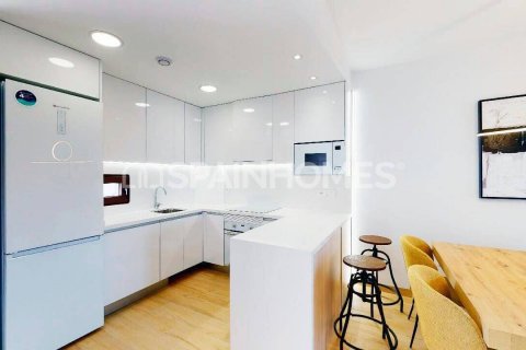 Продажа квартиры в Финестрат, Аликанте, Испания 2 спальни, 80м2 №122210 - фото 8