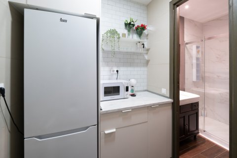 Продажа квартиры в Мадрид, Испания 2 спальни, 61м2 №122214 - фото 19