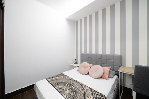 Продажа квартиры в Мадрид, Испания 2 спальни, 61м2 №122214 - фото 22
