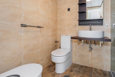 Продажа квартиры в Мадрид, Испания 2 спальни, 105м2 №122215 - фото 13