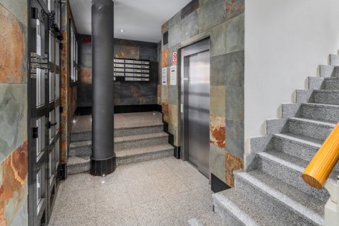 Продажа квартиры в Мадрид, Испания 2 спальни, 105м2 №122215 - фото 29