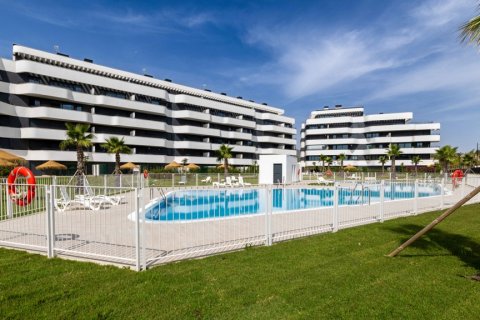 Продажа квартиры в Торремолинос, Малага, Испания 3 спальни, 125м2 №122545 - фото 1
