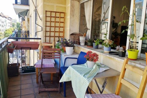 Apartment for sale Madrid, Spain 5 bedrooms, 158 sq.m. No. 128988 - photo 3