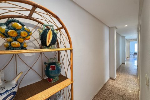 Apartment for sale Torrevieja, Alicante, Spain 3 bedrooms, 133 sq.m. No. 128987 - photo 20