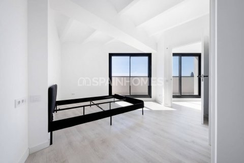 Apartment à vendre Barcelona, Espagne, 1 chambre, 44 m2 No. 120823 - photo 15