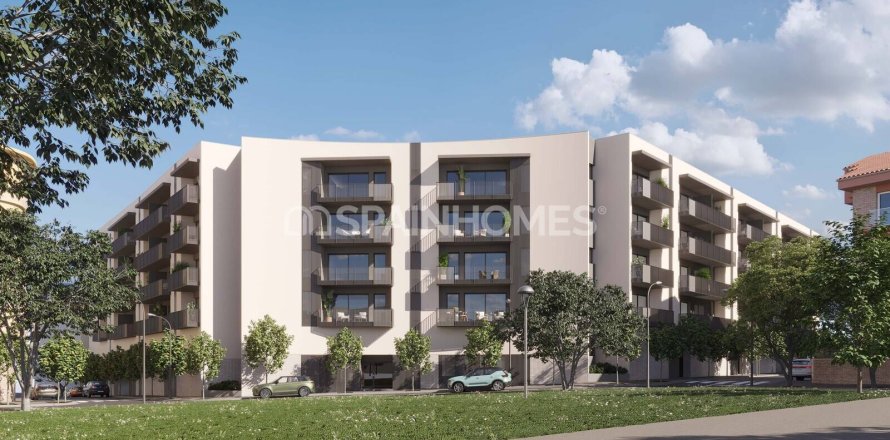 Квартира в Жирона, Герона, Испания 3 спальни, 85м2 №120820