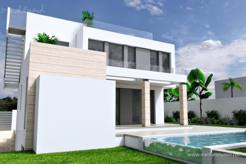 Villa en venta Torrevieja, Alicante, España 3 dormitorios, 185 m2 No. 129818 - foto 2