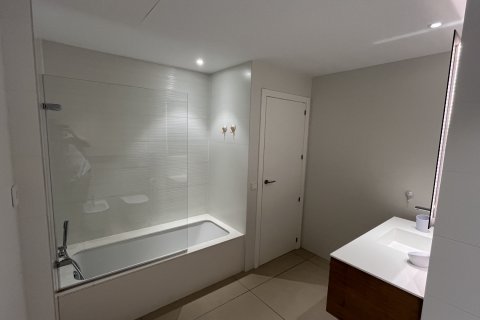 Apartment for rent Port De Pollenca, Mallorca, Spain 2 bedrooms, 148 sq.m. No. 128281 - photo 16