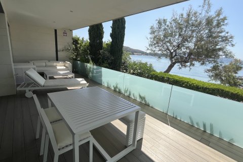 Apartment for rent Port De Pollenca, Mallorca, Spain 2 bedrooms, 148 sq.m. No. 128281 - photo 1