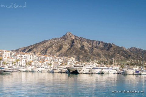 Apartamento en venta Nueva Andalucía, Málaga, España 3 dormitorios, 140 m2 No. 120355 - foto 12