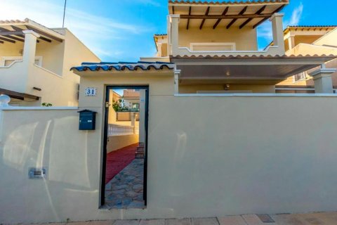 Villa pārdošanā San Miguel de Salinas, Alicante, Spānijā 3 istabas, 130 m2 Nr. 128361 - attēls 3