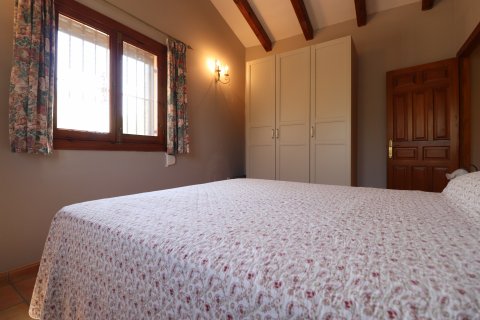 Finca myytävänä Catral, Alicante, Espanja, 7 makuuhuonetta, 396 m2 No. 125813 - kuva 14