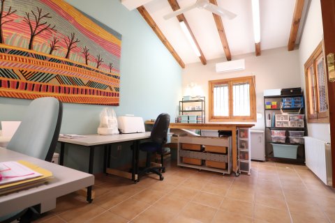 Finca myytävänä Catral, Alicante, Espanja, 7 makuuhuonetta, 396 m2 No. 125813 - kuva 18