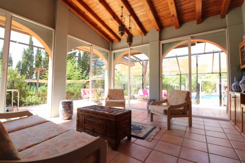 Finca myytävänä Catral, Alicante, Espanja, 7 makuuhuonetta, 396 m2 No. 125813 - kuva 22